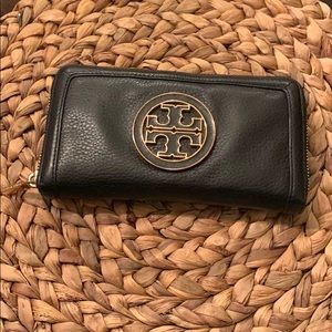 Tory Burch leather Wallet